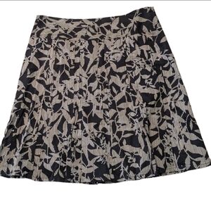 Ann Taylor Black And White Knee Length Skirt Size 10